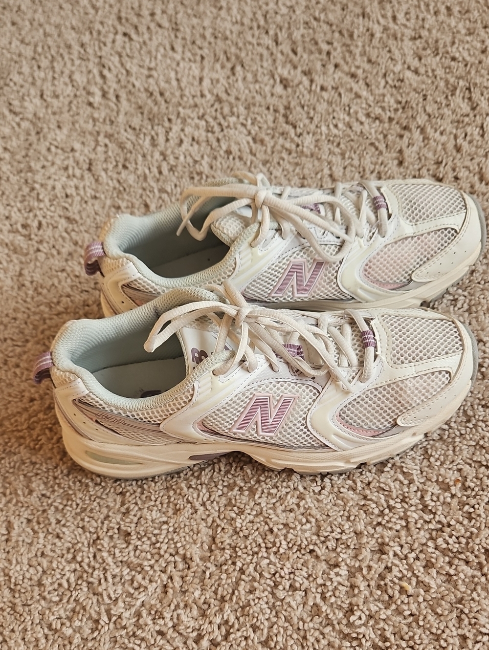 New Balance 530 8.5Women's
